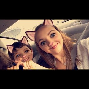 Meet your Posher, Stephanie